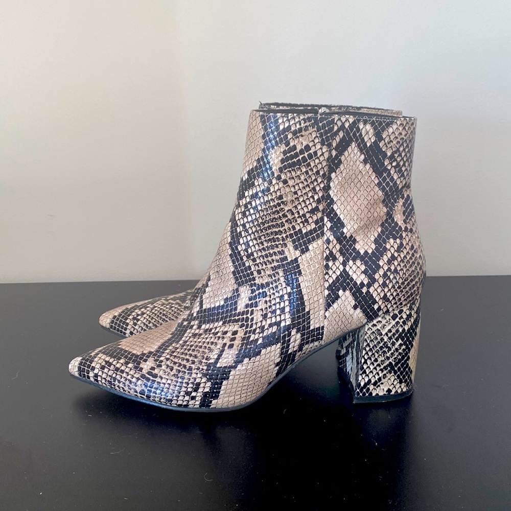 Marc Fisher Women’s Jelly Ankle Boot Snakeskin